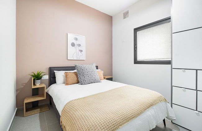 Modern Haven in South TLV by Sea N' Rent - Foto 12