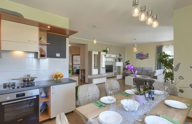 Montebello - Photo 15