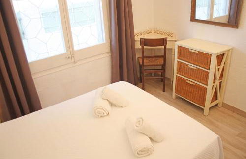 Charming seafront villa - Photo 6