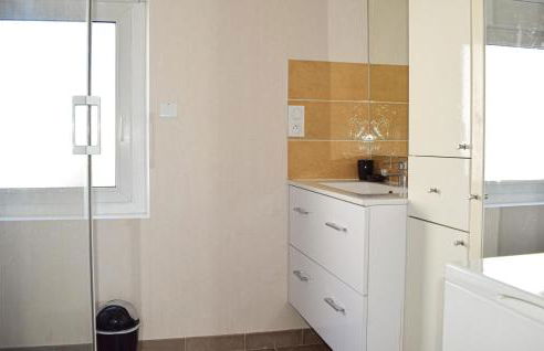 2 Bedroom Stunning Home In Pleubian - Foto 22
