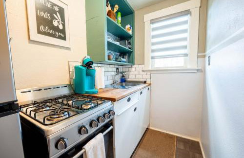 Bloom and Relax Historic 1BR in Downtown - Foto 3