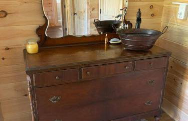 Cabin with a view in Hot Springs—walk to AT - Foto 11