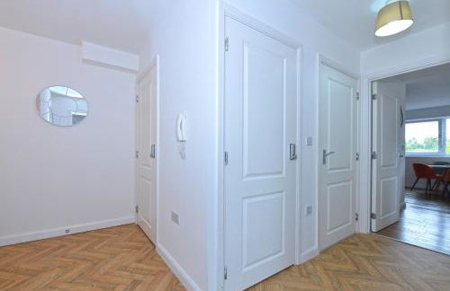 Broad Gauge Apartments - Foto 18