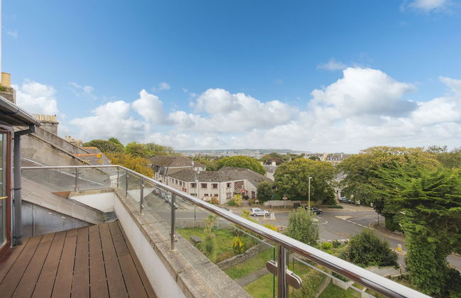 Modern 3 Bed Apartment - Parking - Foto 32