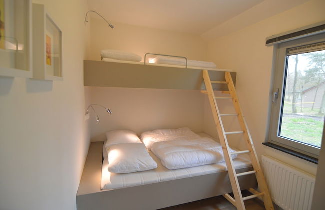 Alluring Holiday Home in Limburg near Forest - Photo 1