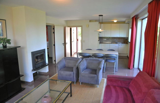 Apt w/ Fireplace & Garden - Photo 9