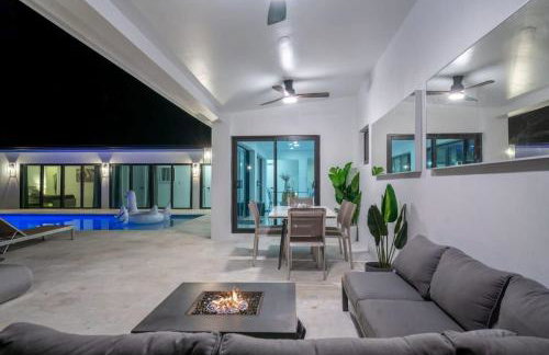 Luxury Villa Azure with Heated Pool 20 minutes to Beach - Foto 58