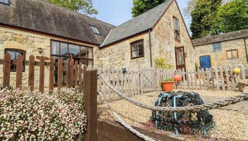 Beachcombers - Photo 2