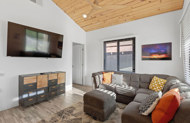 Cottage with BBQ & Hot Tub - Foto 25