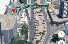 Barra - Espaçoso Apt frente Shopping Barra - 100 m2, 2 quartos, varanda, sala, banheiro e cozinha completa, 2 camas casal, 1 cama de solteiro, 1 sofá cama - Foto 54