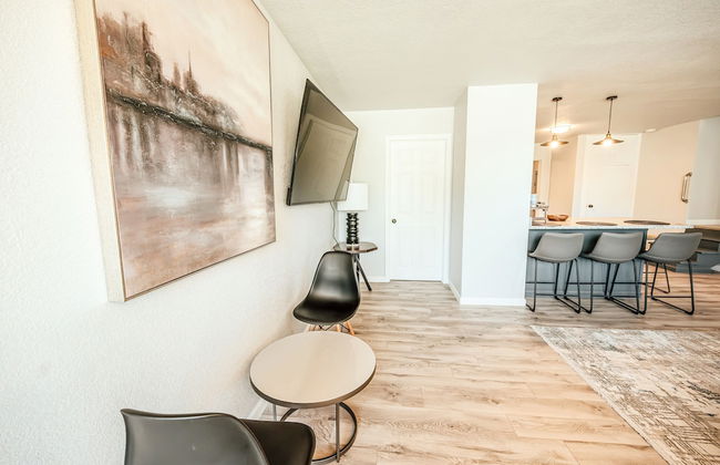 Spacious Cozy 6BR for 14- Lgbtq Friendly 2260 - Photo 10