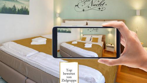 Stadtdomizil Ziegelfeld - Ruhig & Zentral, 65" TV, Südbalkon, vollausgestattete Küche, Altstadt fußläufig, Bahnhof 5-10 Min, Tiefgarage im Haus - Foto 1, wardrobe