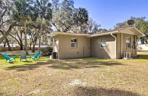 Less Than 1 Mi to Lake Weir Quiet Summerfield Getaway - Foto 24