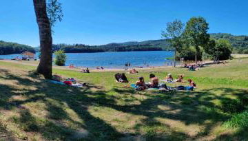 Gîte du Gua des Brasses au bord du lac de la Raviège - Foto 5