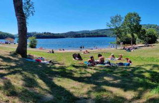 Gîte du Gua des Brasses au bord du lac de la Raviège - Foto 5