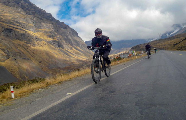 Death Road Bike Tour - Photo 1