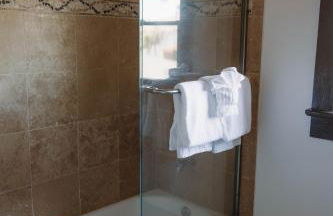 Balboa 6BR Mansion with Hot Tub and Game Room - Foto 41