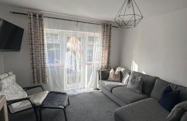 Entire 2 bed apartment - Up to 4 guest - 10 min from station & town centre - Foto 3