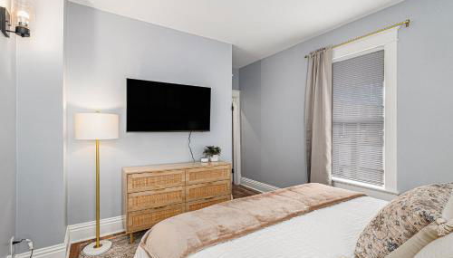 Remodeled Mins to Beach & Downtown Downstairs - Foto 5