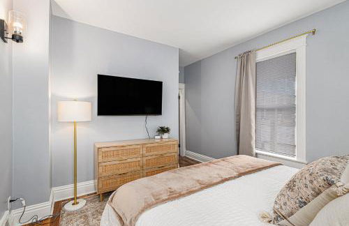 Remodeled Mins to Beach & Downtown Downstairs - Foto 5