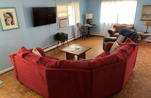 Beach Front on the Bay in our Rustic, Pet Friendly Cottage home - Photo 5