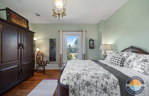 Historic 1868 Farmhouse Kettle Moraine Getaway - Foto 17