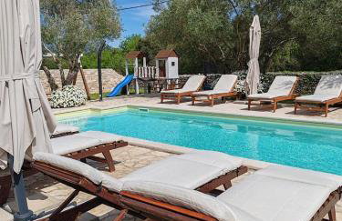 House Natalie, village Rakalj - Photo 7