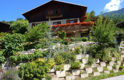 PLEIN SOLEIL appartement avec GARAGE pour SKI TROIS VALLEES et CURE THERMALE - Foto 2