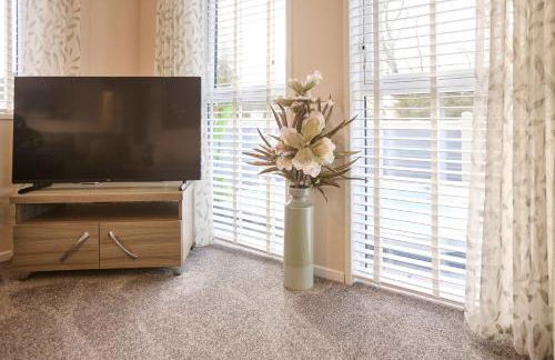 The Yorkshire Burrow Lodge with Hot Tub - Foto 13