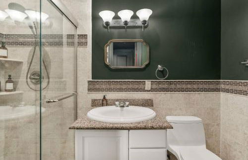 Mountain Mama Ranch - Luxury farmhouse on 200 acres with mountain views, 20mins to Shenandoah, 90mins from DC - Foto 71