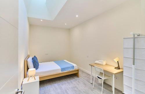 Apartamentos Catedral Palace by gaiarooms - Photo 12