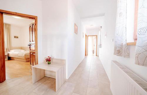 Villa Alma mit privatem Saltwater Pool - Photo 25