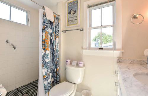 4 min Walk to Commercial Street and Beach - Foto 18