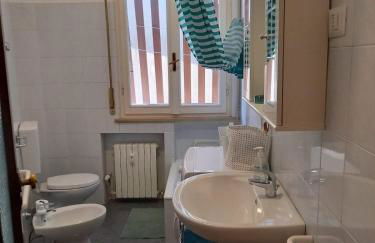 Marigold House - Photo 15