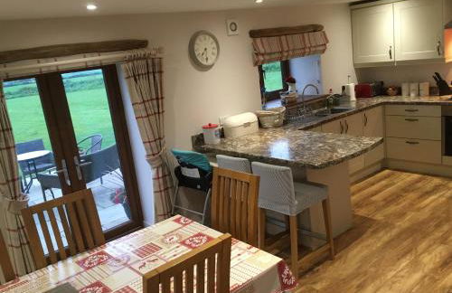 Countryside Cottage Large Garden Dog Friendly Sleeps 7 Near Cowbridge - Foto 10