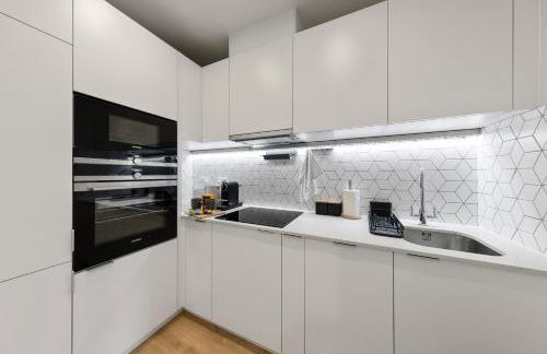 Modern & Cozy 2-Bedroom Apartment plus Parking, Gym, Cinema, Games Room, Workspace - Foto 20