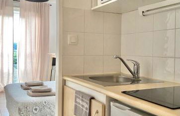 Studio en face Hopital Nord avec terrasse - Foto 13