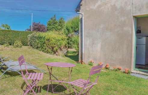 1 Bedroom Awesome Home In Penvénan - Foto 12