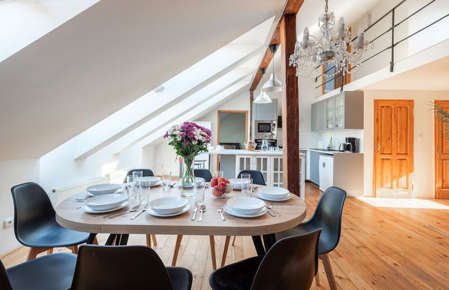 Spacious 2-level apart National Theatre - Foto 11