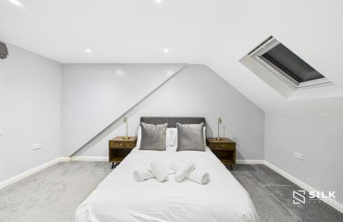 Refurbished 4-Bed, Open-Plan Living, Sleeps 10 - Foto 29