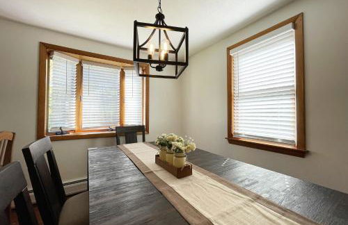 Spacious, Sunny Lake House! Close to ski trails. - Foto 10