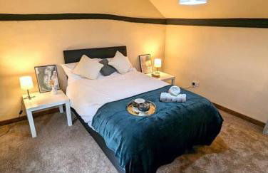 3-Bed, Sleeps 6, 1 Bath, Parking, WiFi - Foto 11