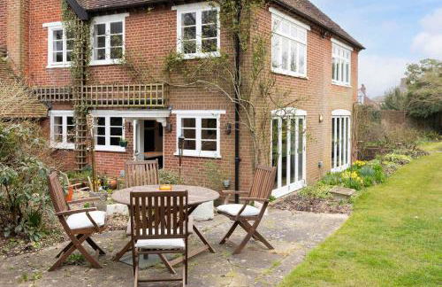 Country Retreat - Sleeps 14 - Large Garden - Photo 92