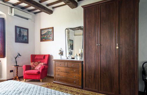 Timeless 19th-Century Villa with Private Pool Oasis - Photo 32