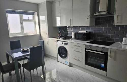 Potters Hideout- 2 Bedroom 2 Bathroom Apartment - Foto 26