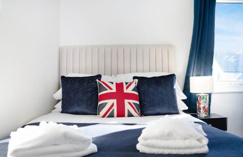 NEW! 2BR in West Terrace, Sleeps 4 - Foto 27