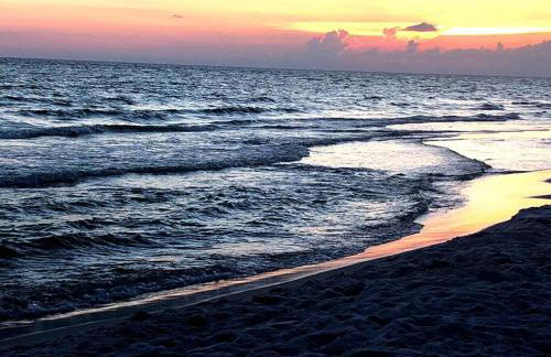 Gulf views, steps to beach, Pool, Walk To Dining - Foto 78