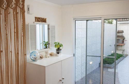 Cozy Beach House - Photo 13