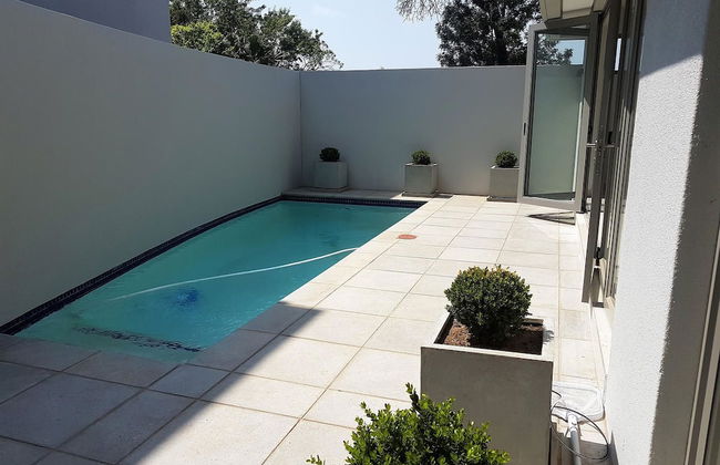 Sandton Executive Suites on Daisy - Foto 10