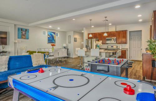 Relaxing Vegas Stay with BBQ & Games - Foto 46